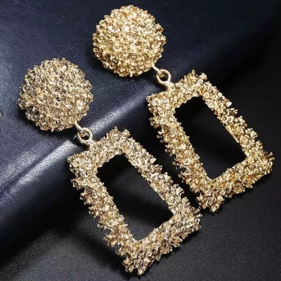 Jewelry - Big vintage earrings